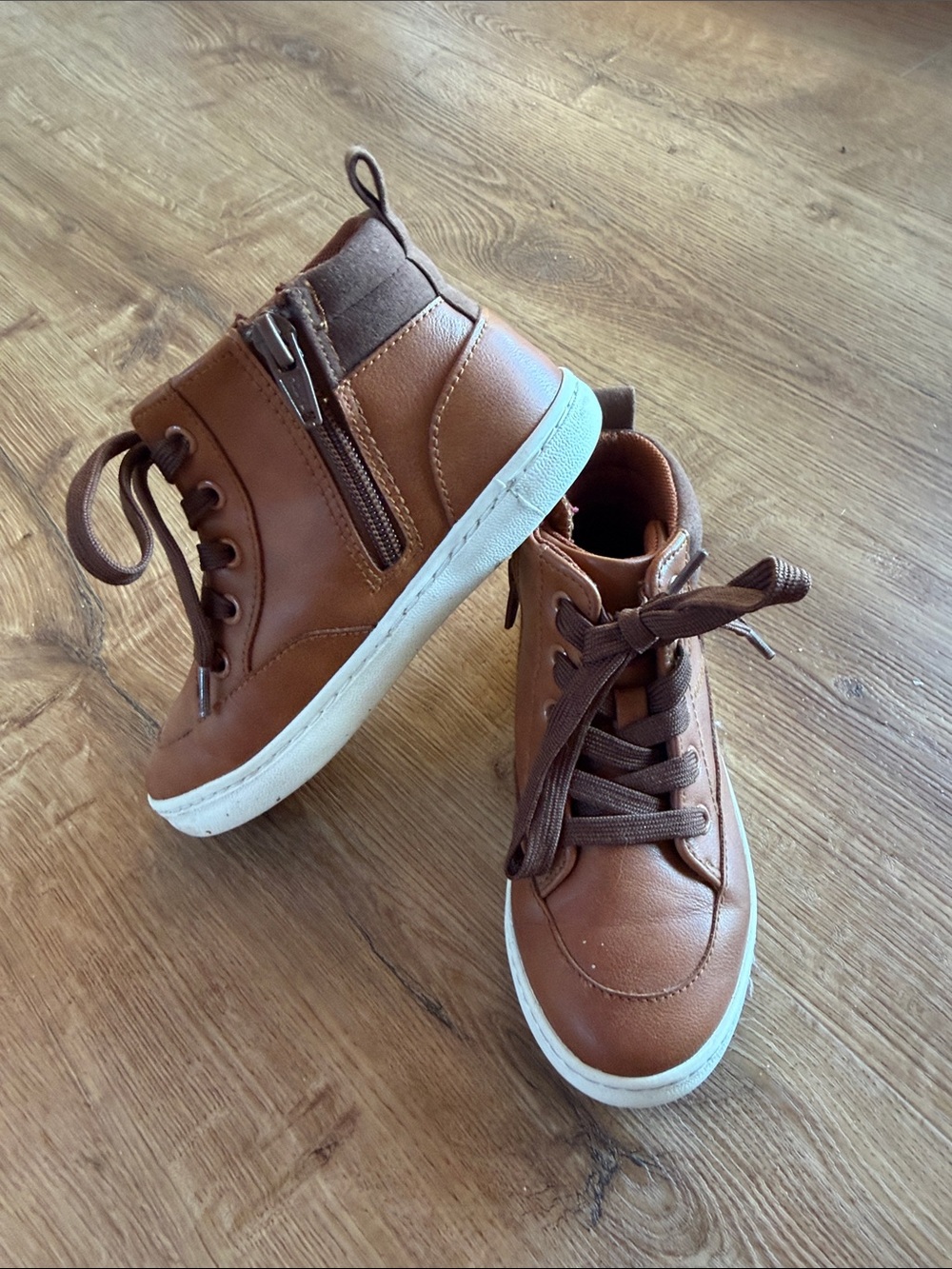 Cat & Jacks Kids Brown High-Top Sneakers